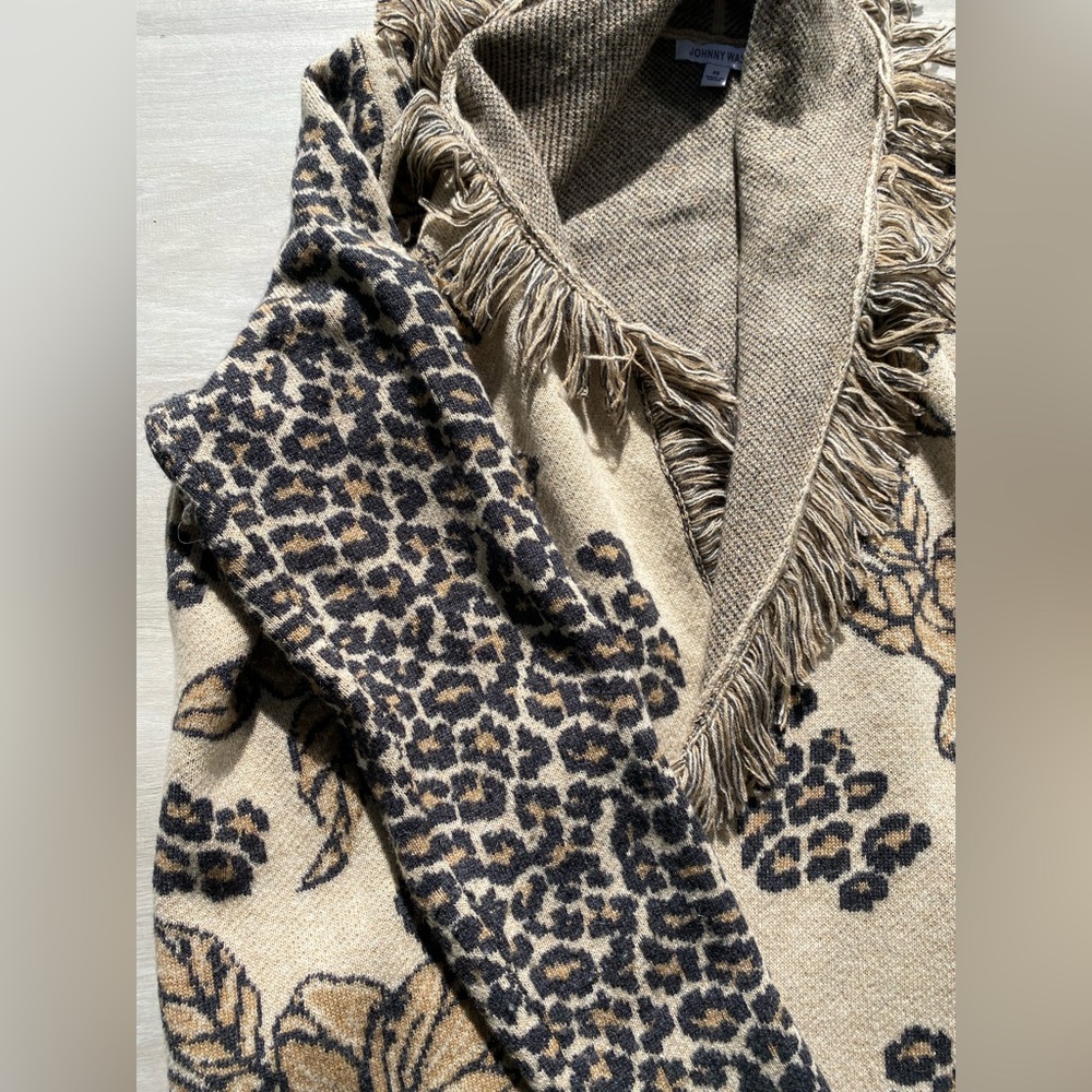 New condition- Johnny Was Women’s Cardigan